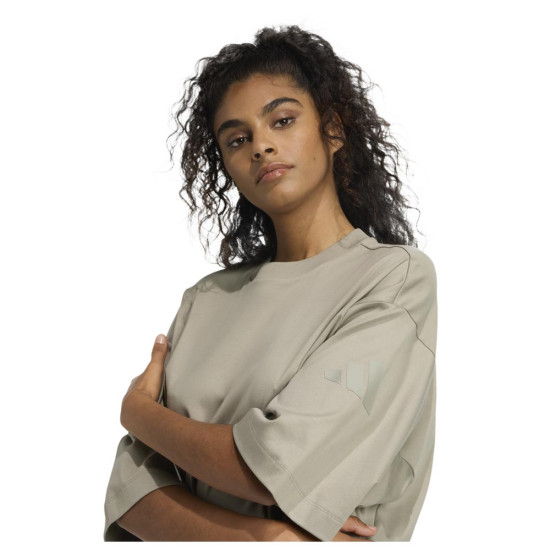Adidas Γυναικεία κοντομάνικη μπλούζα Soft Lux Loose Tee Adidas Γυναικεία κοντομάνικη μπλούζα Soft Lux Loose Tee